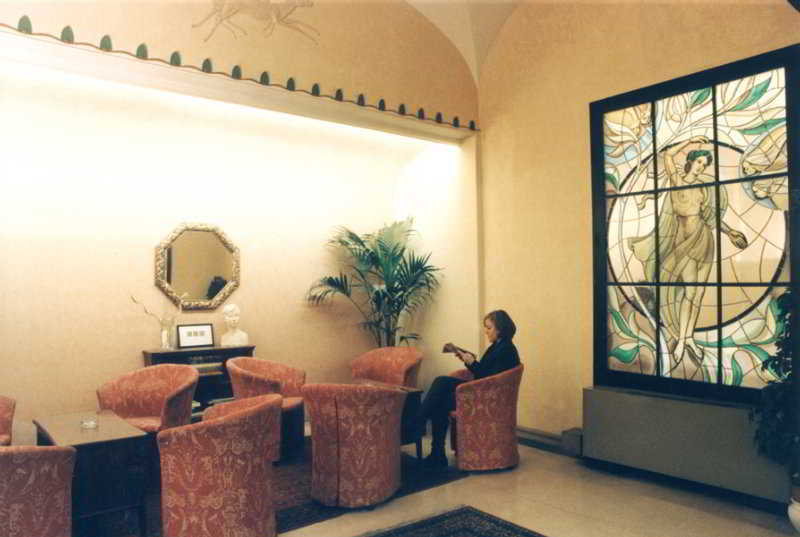 Hotel Flora Prato  Beltér fotó